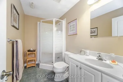 37 Links Lane Brampton ON L6Y 5H2