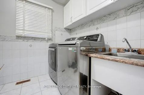 111 Letty Avenue Brampton ON L6Y 5E1