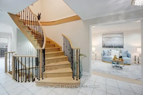 111 Letty Avenue Brampton ON L6Y 5E1