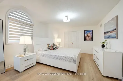 111 Letty Avenue Brampton ON L6Y 5E1