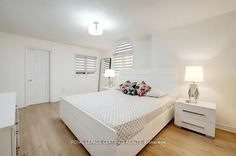 111 Letty Avenue Brampton ON L6Y 5E1