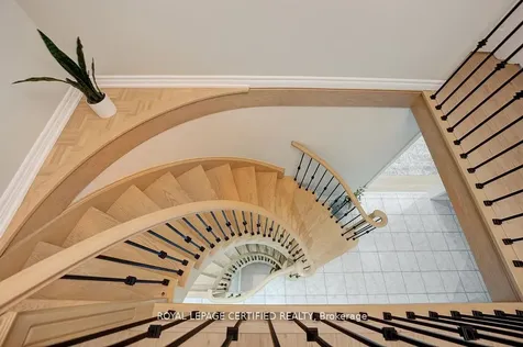 111 Letty Avenue Brampton ON L6Y 5E1