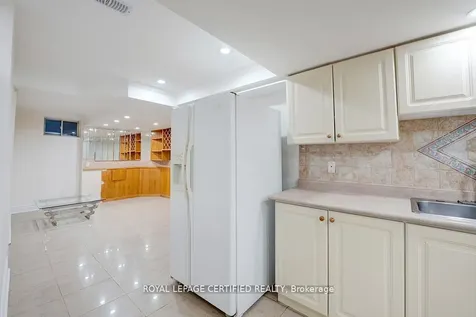 111 Letty Avenue Brampton ON L6Y 5E1