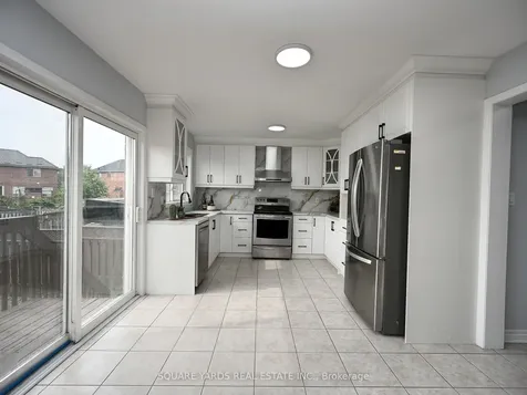 19 Penstock Street Street S Brampton ON L6P 2J6