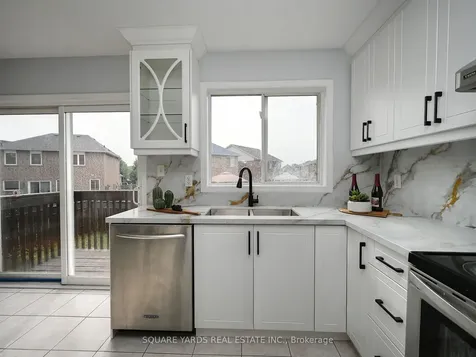 19 Penstock Street Street S Brampton ON L6P 2J6