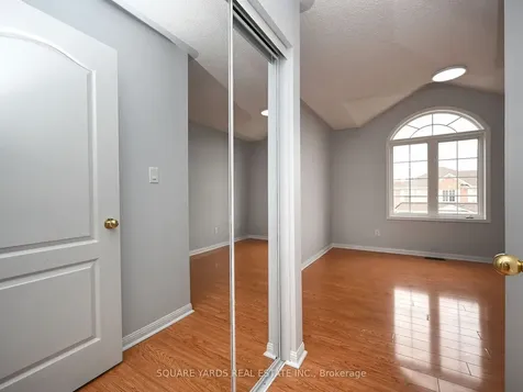 19 Penstock Street Street S Brampton ON L6P 2J6