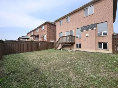 19 Penstock Street Street S Brampton ON L6P 2J6