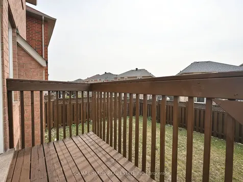 19 Penstock Street Street S Brampton ON L6P 2J6