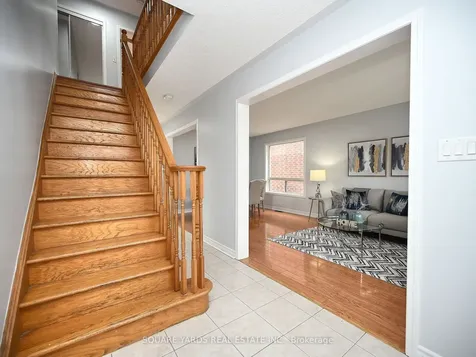 19 Penstock Street Street S Brampton ON L6P 2J6