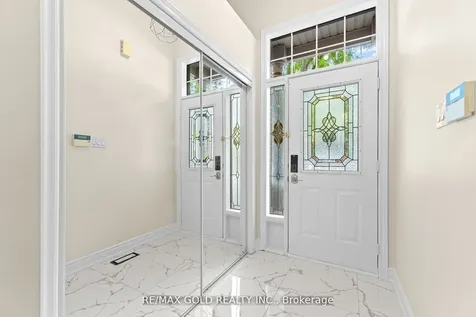 61 Nelson Street W Brampton ON L6X 1C4