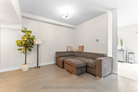 61 Nelson Street W Brampton ON L6X 1C4