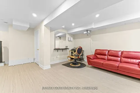 61 Nelson Street W Brampton ON L6X 1C4