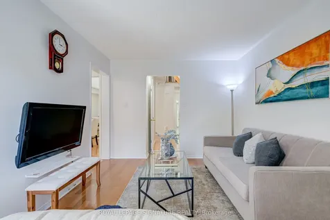 61 Cedarwood Crescent Brampton ON L6X 4J9