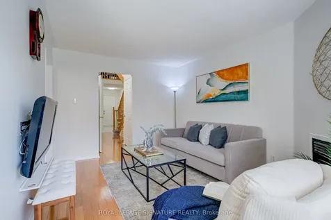 61 Cedarwood Crescent Brampton ON L6X 4J9