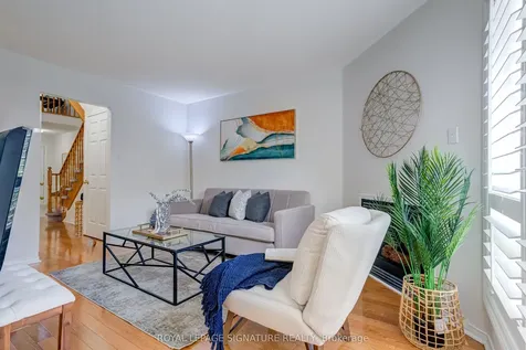 61 Cedarwood Crescent Brampton ON L6X 4J9