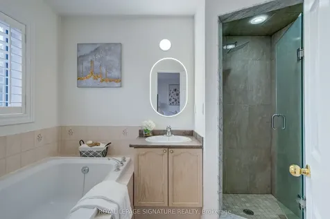 61 Cedarwood Crescent Brampton ON L6X 4J9