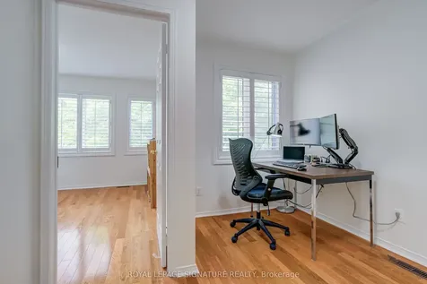 61 Cedarwood Crescent Brampton ON L6X 4J9