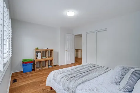 61 Cedarwood Crescent Brampton ON L6X 4J9