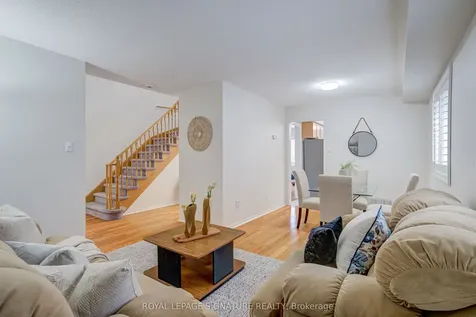 61 Cedarwood Crescent Brampton ON L6X 4J9