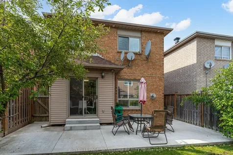 61 Cedarwood Crescent Brampton ON L6X 4J9