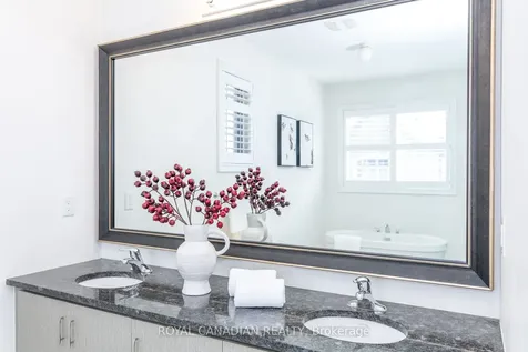 24 Buttonwood Road Brampton ON L6P 4J8