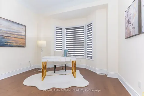 24 Buttonwood Road Brampton ON L6P 4J8