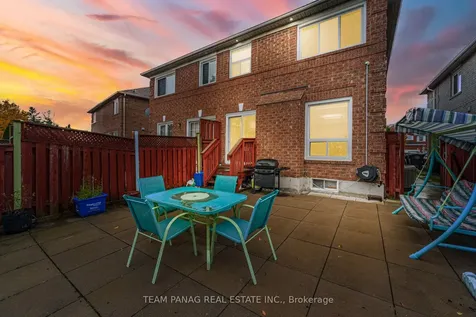 19 Mount Fuji Crescent Brampton ON L6R 2L3