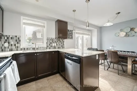 41 Ashen Tree Lane Brampton ON L7A 0T1