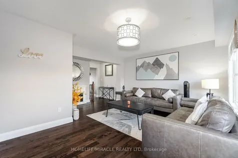 41 Ashen Tree Lane Brampton ON L7A 0T1