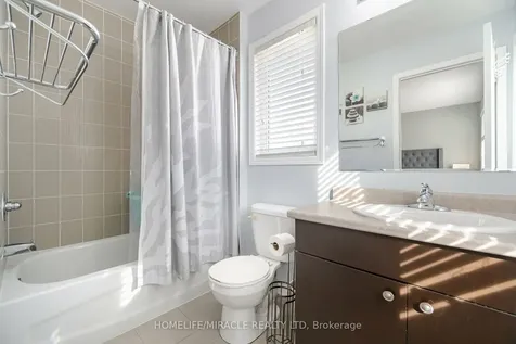 41 Ashen Tree Lane Brampton ON L7A 0T1