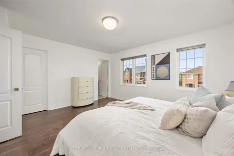 25 Trumpet Valley Boulevard Brampton ON L7A 3P4