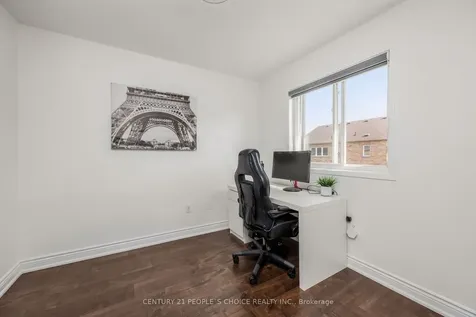 25 Trumpet Valley Boulevard Brampton ON L7A 3P4