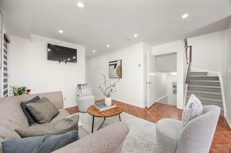 25 Trumpet Valley Boulevard Brampton ON L7A 3P4