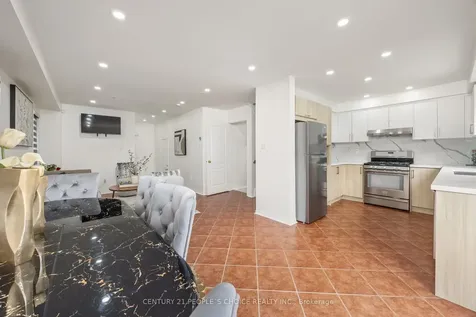 25 Trumpet Valley Boulevard Brampton ON L7A 3P4