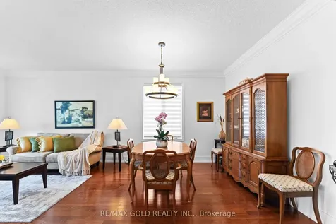 36 Slipneedle Street Brampton ON L6S 6L5