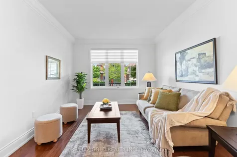 36 Slipneedle Street Brampton ON L6S 6L5