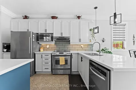 36 Slipneedle Street Brampton ON L6S 6L5