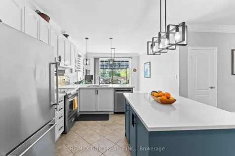 36 Slipneedle Street Brampton ON L6S 6L5