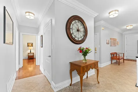 36 Slipneedle Street Brampton ON L6S 6L5