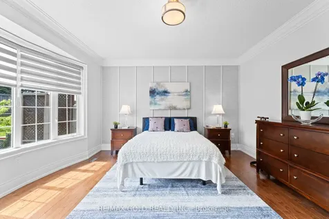 36 Slipneedle Street Brampton ON L6S 6L5