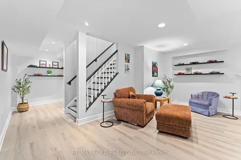 36 Slipneedle Street Brampton ON L6S 6L5