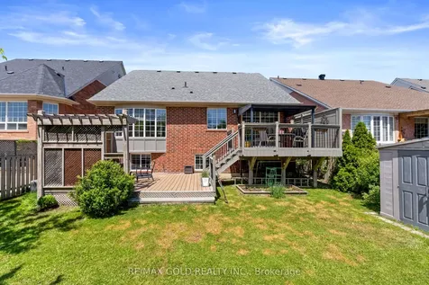 36 Slipneedle Street Brampton ON L6S 6L5