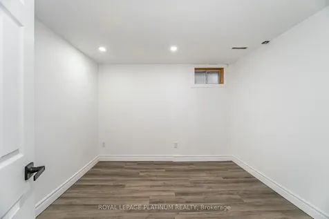 230 Archdekin Drive Brampton ON L6V 1Z2