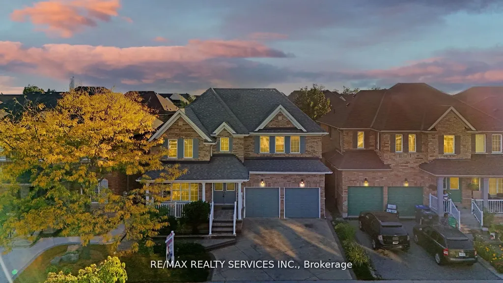 14 Foxmere Road Brampton ON L7A 1S6