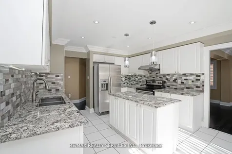 14 Foxmere Road Brampton ON L7A 1S6