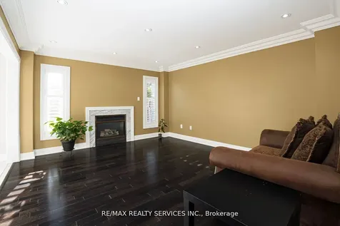 14 Foxmere Road Brampton ON L7A 1S6