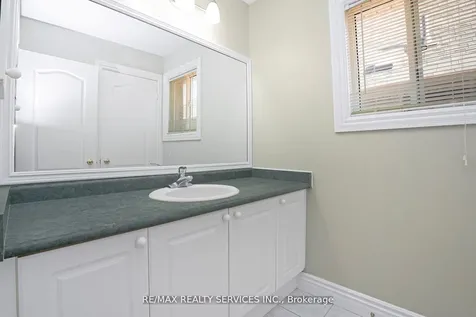 14 Foxmere Road Brampton ON L7A 1S6