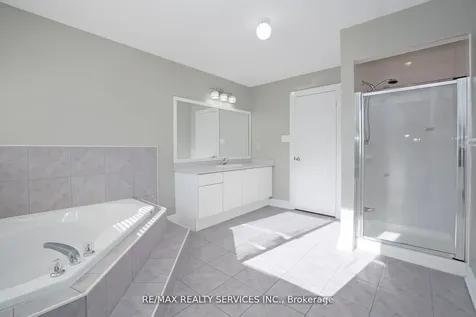 14 Foxmere Road Brampton ON L7A 1S6