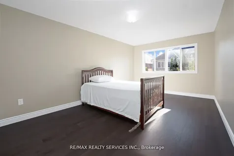 14 Foxmere Road Brampton ON L7A 1S6