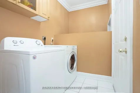 14 Foxmere Road Brampton ON L7A 1S6